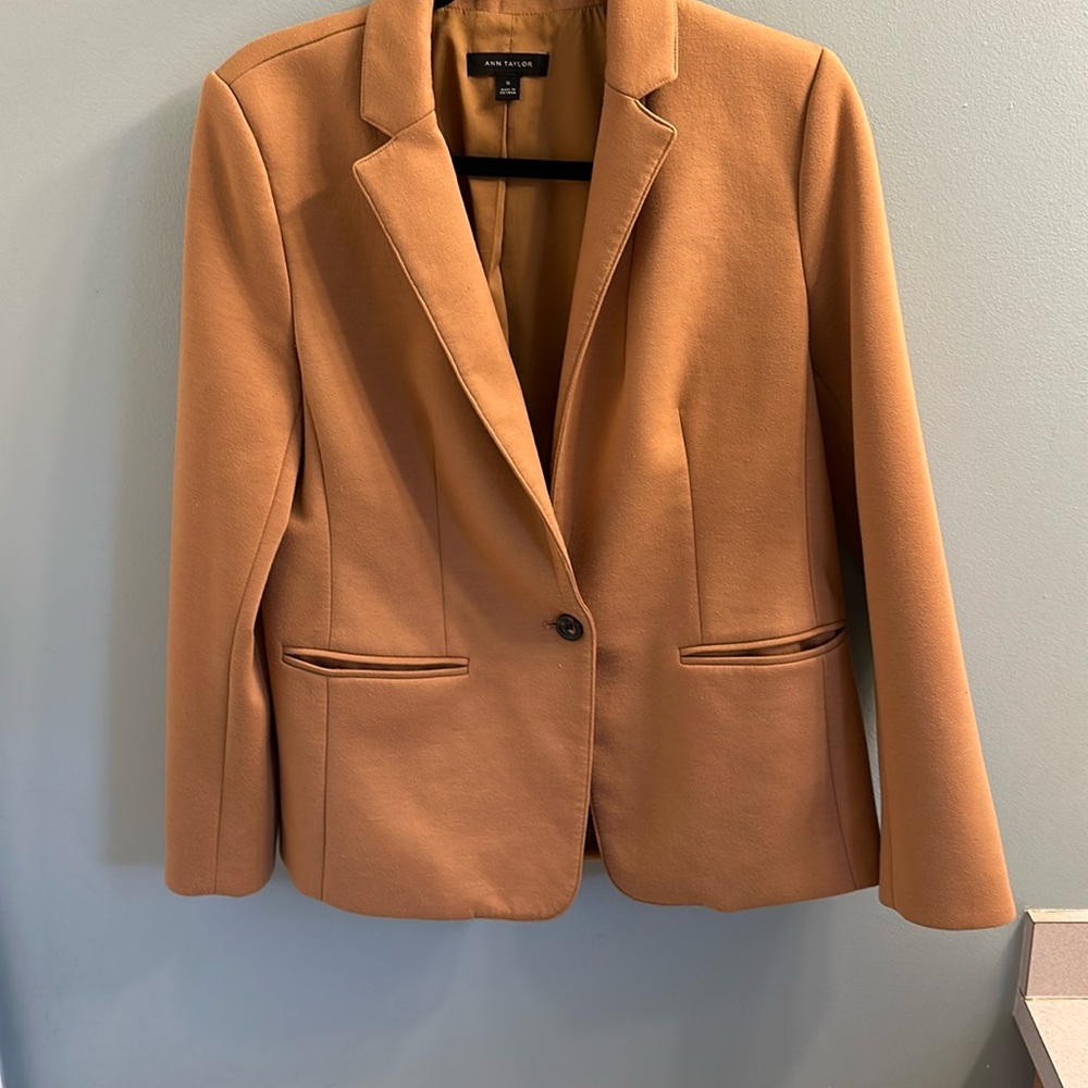 Ann Taylor, size 10, Carmel color blazer
